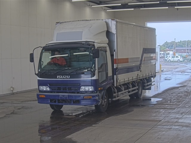 ISUZU FORWARD — фото