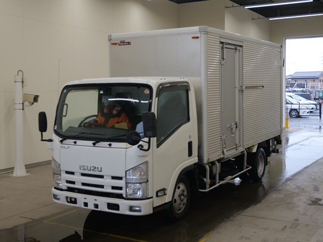 ISUZU ELF — фото