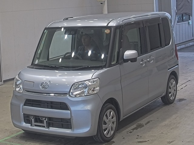 DAIHATSU TANTO — фото