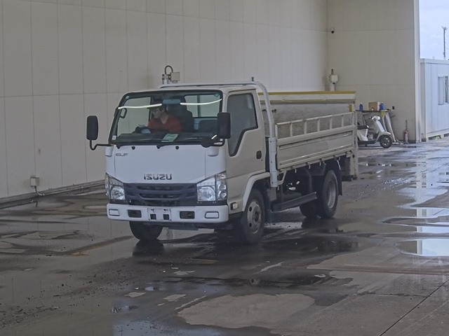 ISUZU ELF — фото