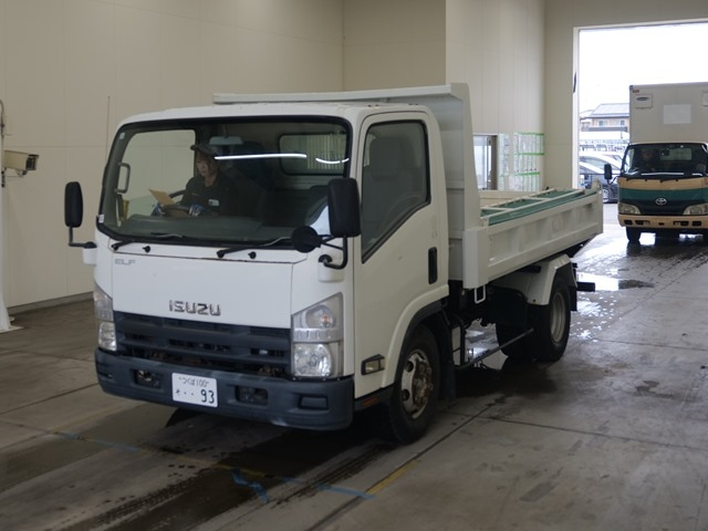 ISUZU ELF — фото