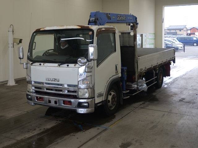 ISUZU ELF — фото
