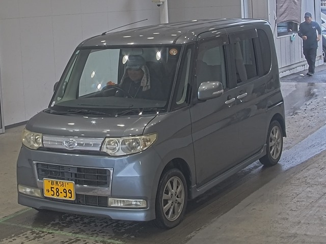 DAIHATSU TANTO — фото