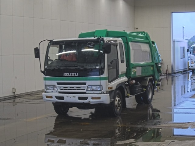 ISUZU FORWARD — фото