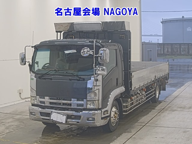 ISUZU FORWARD — фото