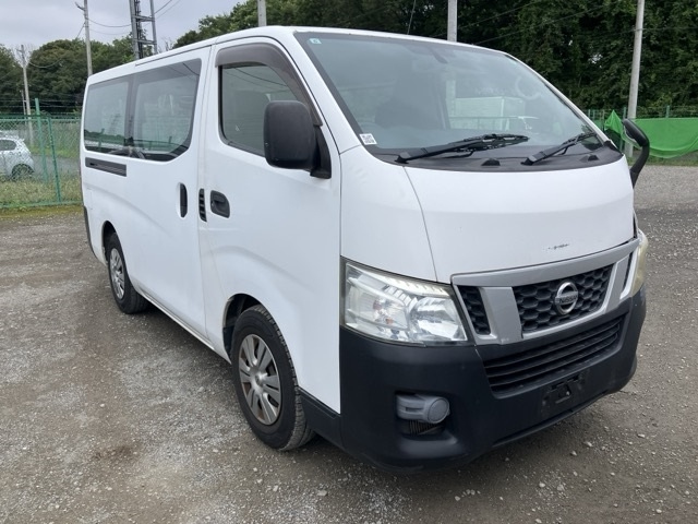 NISSAN CARAVAN — фото