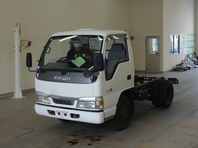 ISUZU ELF — фото