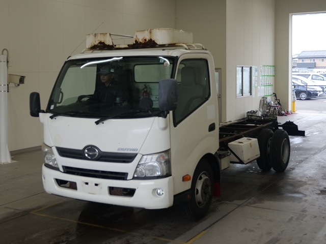 HINO DUTRO — фото