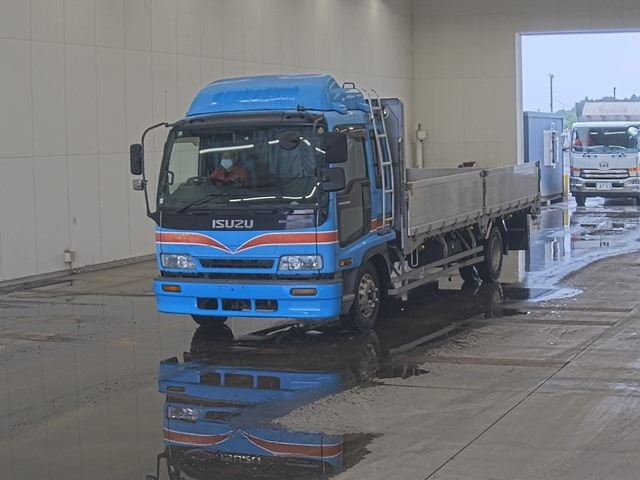 ISUZU FORWARD — фото