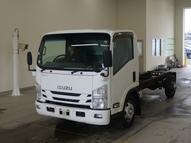 ISUZU ELF — фото