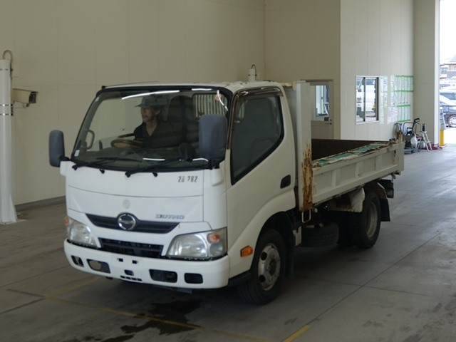 HINO DUTRO — фото