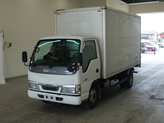 ISUZU ELF — фото