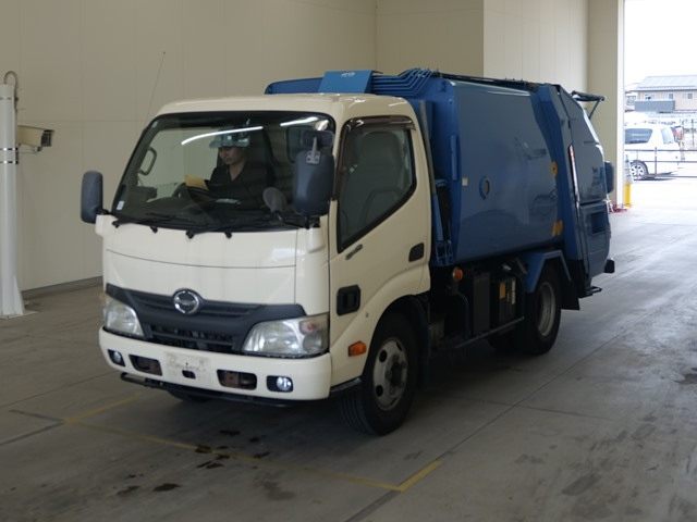 HINO DUTRO — фото