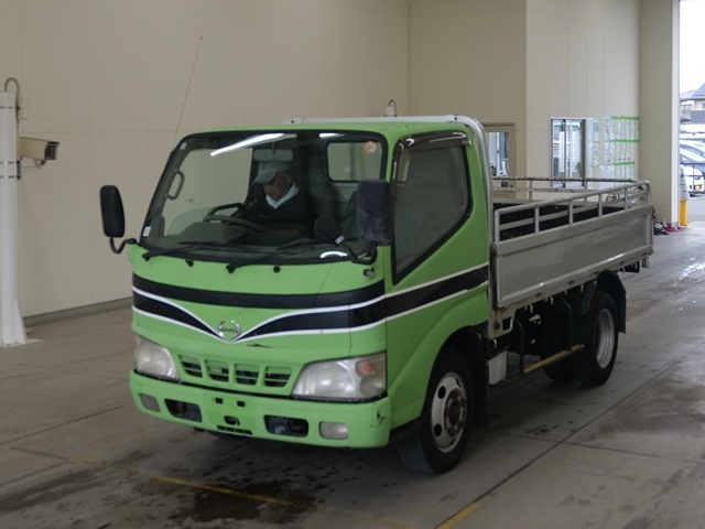 HINO DUTRO — фото