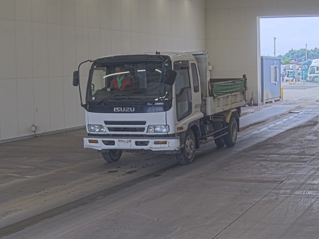 ISUZU FORWARD — фото