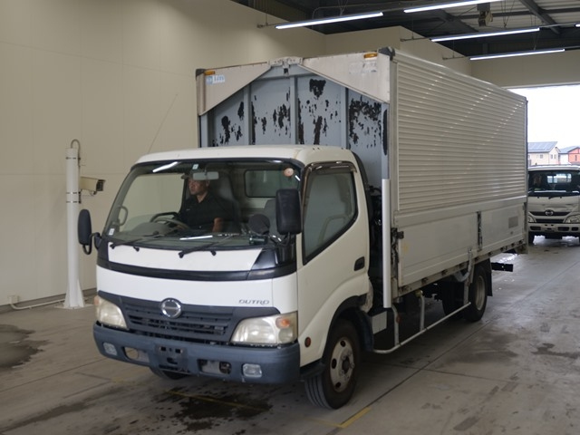 HINO DUTRO — фото