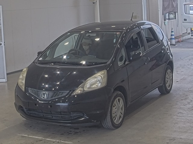 HONDA FIT — фото