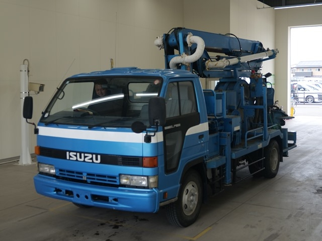 ISUZU ELF — фото