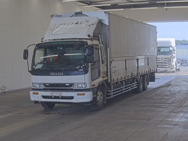 ISUZU FORWARD — фото