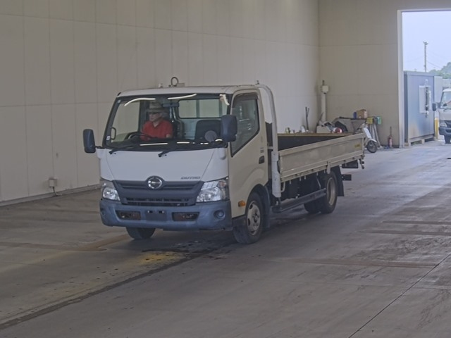 HINO DUTRO — фото