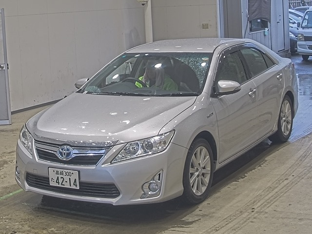 TOYOTA CAMRY — фото