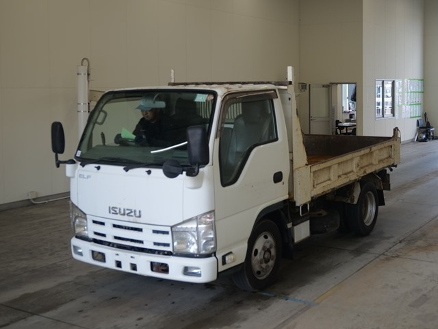 ISUZU ELF — фото