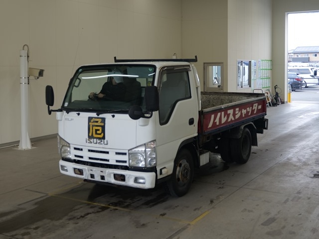 ISUZU ELF — фото
