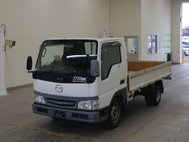MAZDA TITAN