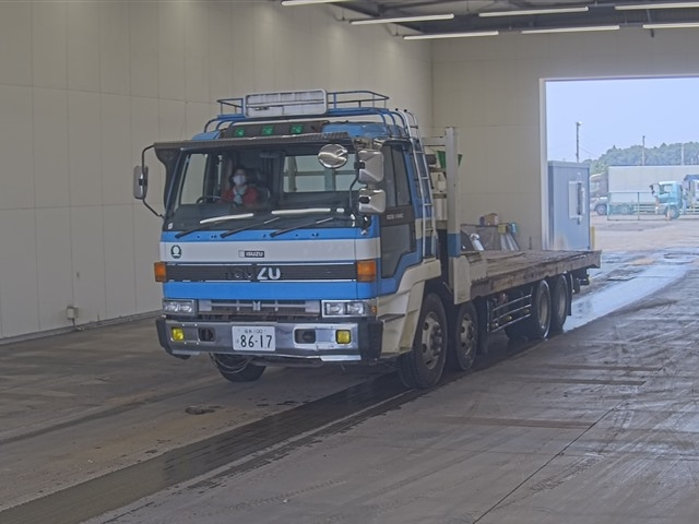 ISUZU TRUCK
