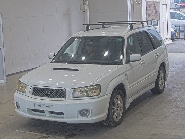 SUBARU FORESTER — фото