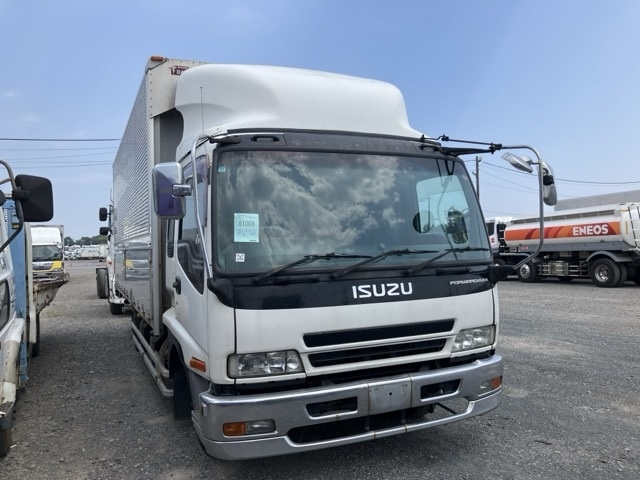 ISUZU FORWARD — фото