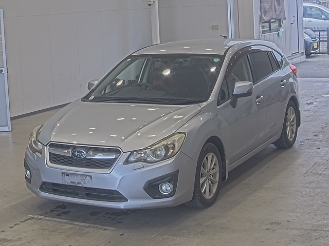 SUBARU IMPREZA — фото