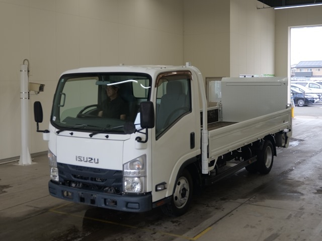 ISUZU ELF — фото