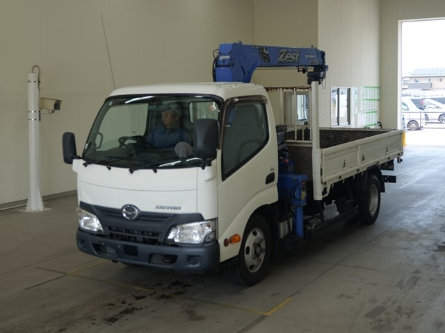 HINO DUTRO — фото