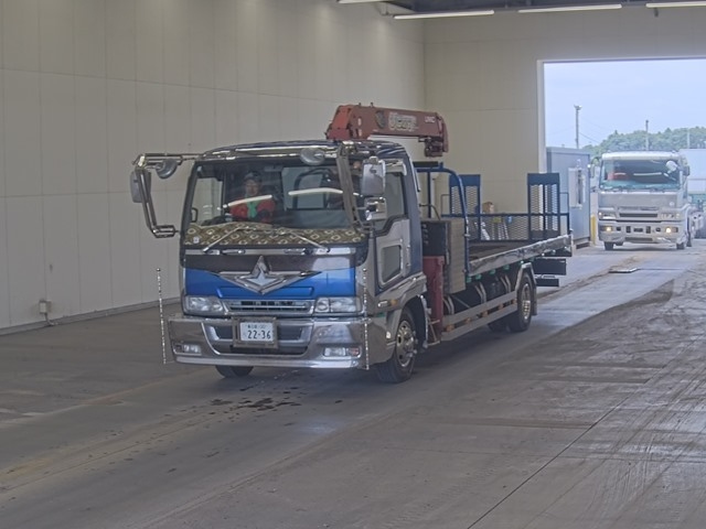 ISUZU FORWARD — фото