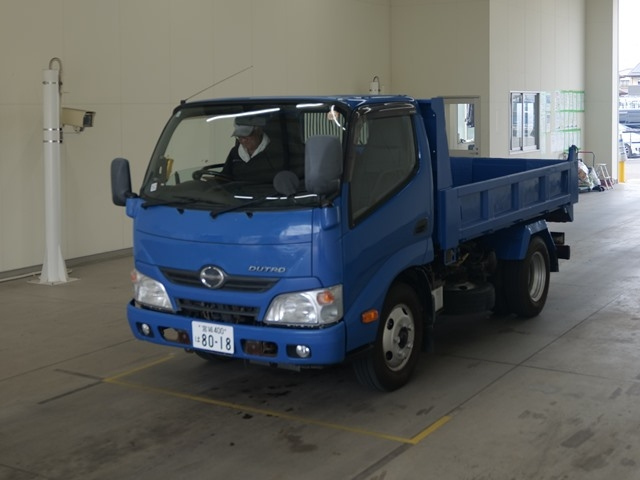 HINO DUTRO — фото