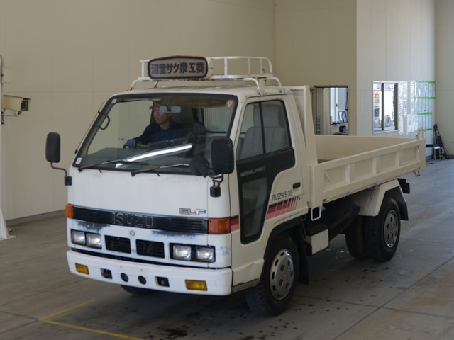 ISUZU ELF — фото