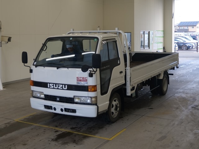 ISUZU ELF — фото