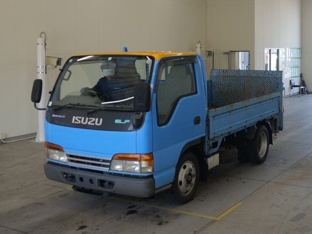 ISUZU ELF — фото
