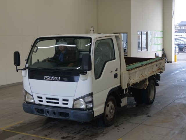 ISUZU ELF — фото