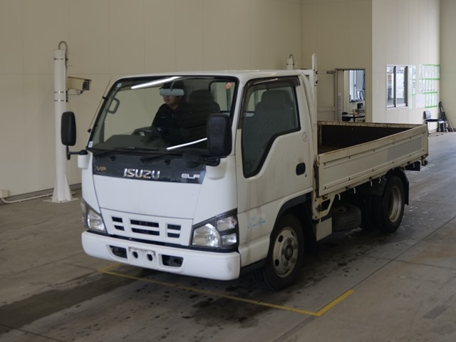 ISUZU ELF — фото