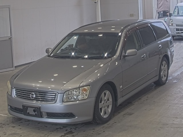 NISSAN STAGEA