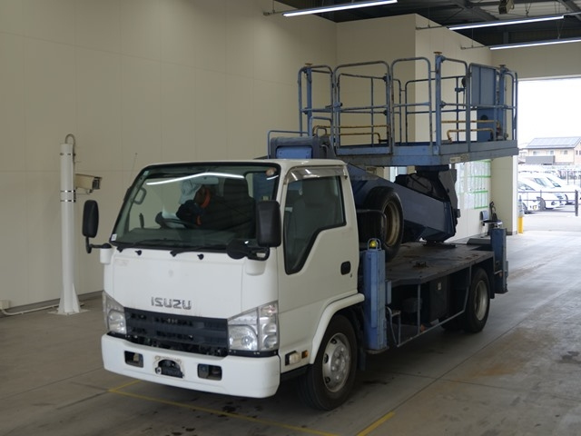 ISUZU ELF — фото