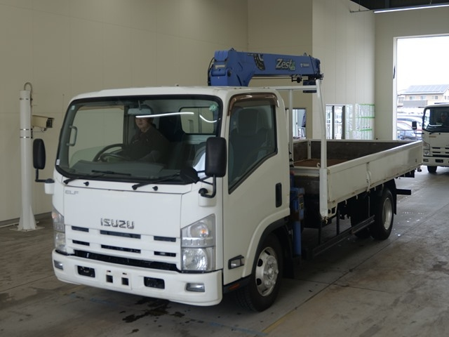 ISUZU ELF — фото