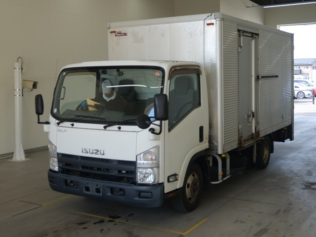 ISUZU ELF — фото