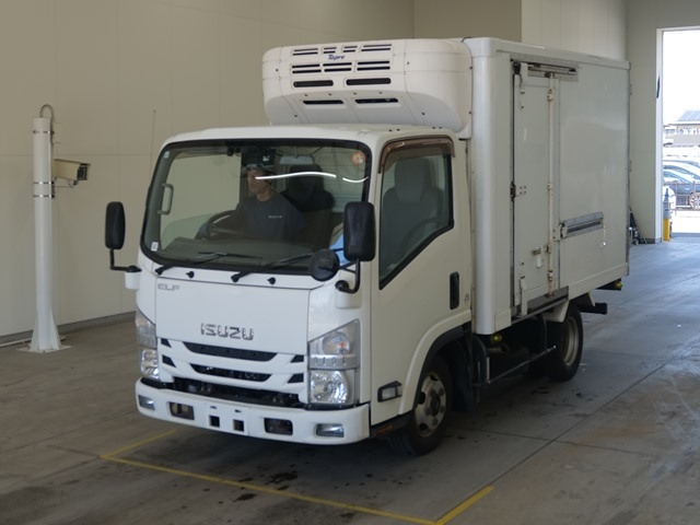 ISUZU ELF — фото