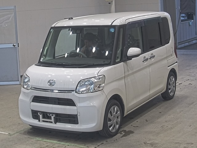 DAIHATSU TANTO — фото