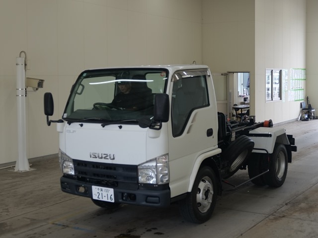 ISUZU ELF — фото