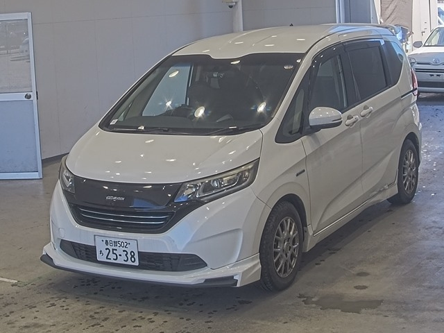 HONDA FREED — фото