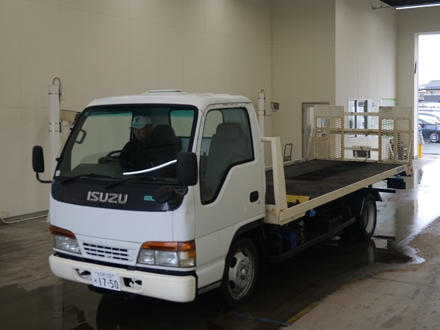 ISUZU ELF — фото